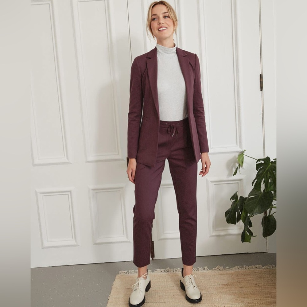 RW&Co Mauve Pant Suit
